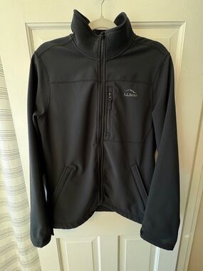 L.L. Bean Men's Charcoal Softshell Zip Jacket, Men’s Small